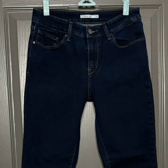 Levi’s Mid Rise Blue Skinny Jeans Stretch Dark Wash 8 - Picture 3 of 9